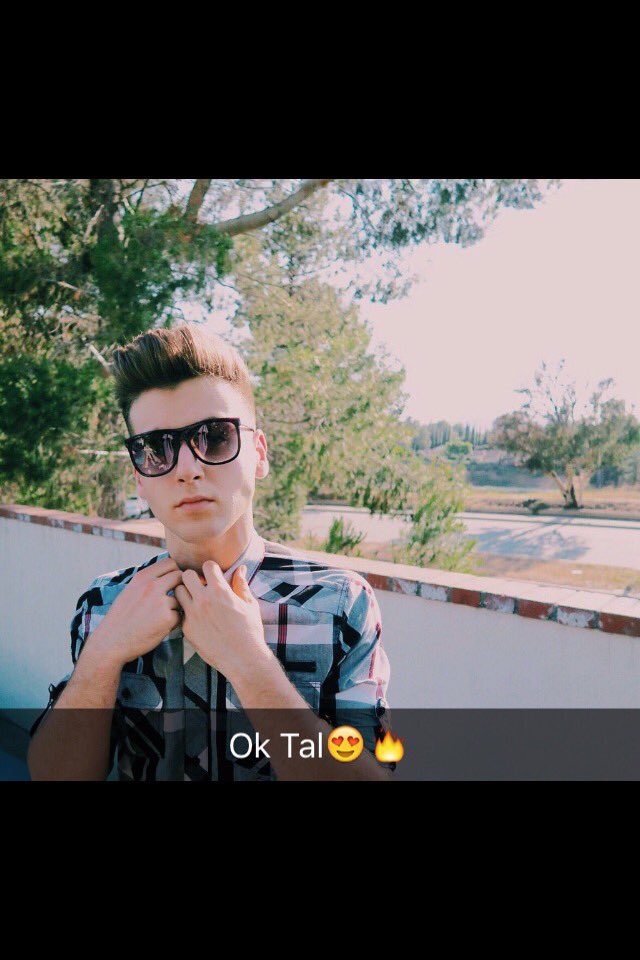 Reaction_TimeFP's tweet image. I can't even with this picture😍
How can someone look like this😭😍💘✨🔥
@TalFishman_