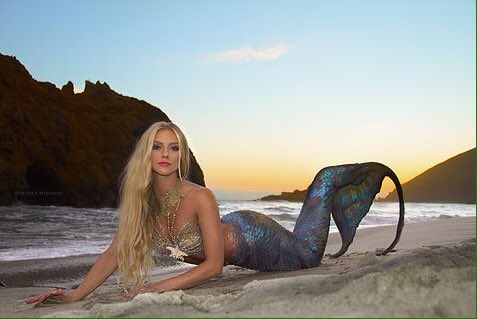 elloelle_'s tweet photo. Little miss mermaid 💕🐠 https://t.co/HBMObSMWOP