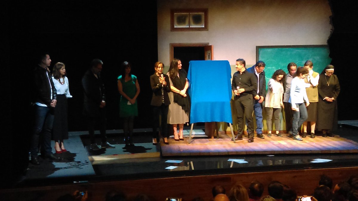 "Vengo a celebrar este logro artístico con mis amigos". Lumi Cavazos 

#SanchezHuerta