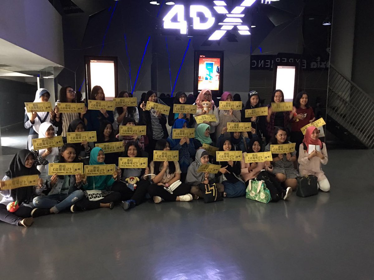 LUHANUNIONINA's tweet photo. 160828 Movie gathering Time Raiders in Jakarta. Thank you so much for coming n support #Luhan and the movie ❤

Yo~ https://t.co/QGqgHA8O1l