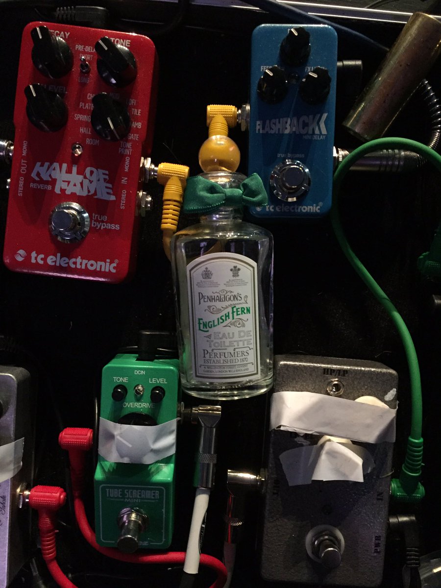 MoleMiddleton's tweet photo. @PenhaligonsLtd seems to be a must in this years #OneEvent rig https://t.co/MvbKq1s9g1