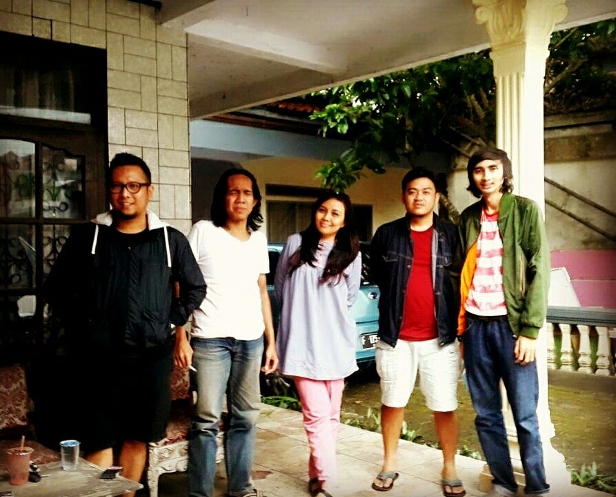 OMBEY KOMPLEK ARMY (@ombey_mozart) on Twitter photo 