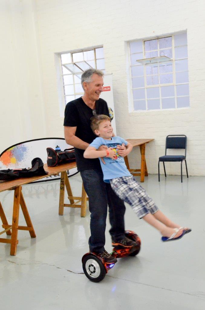 LivingMaths's tweet image. @FlyboyRider @makerfairect #makerbooth! #CTMMF16 #MakerFaire Who needs to walk when you can fly?