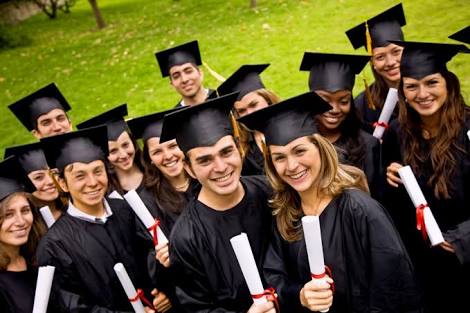 UberCareers's tweet photo. #Graduates, upload your CV on https://t.co/YrGAP2bmRZ and get access to exclusive opportunities from top firms #Uber https://t.co/eHgGTiqbjQ