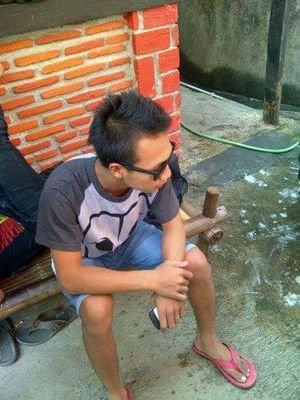 Join my LIVE on #BIGOLIVE. web.live.bigo.sg/2119585117#deh…