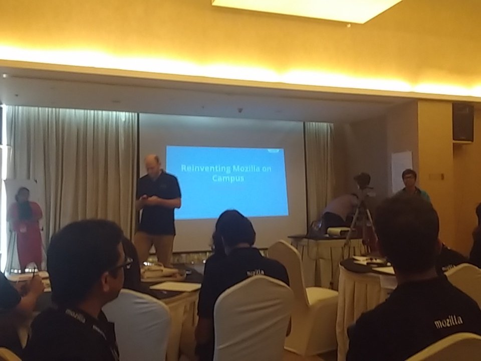 Ravi103151's tweet photo. Mozilla campus program session started #MInM2016 @mozilla @MozillaIN https://t.co/maULnd69yj