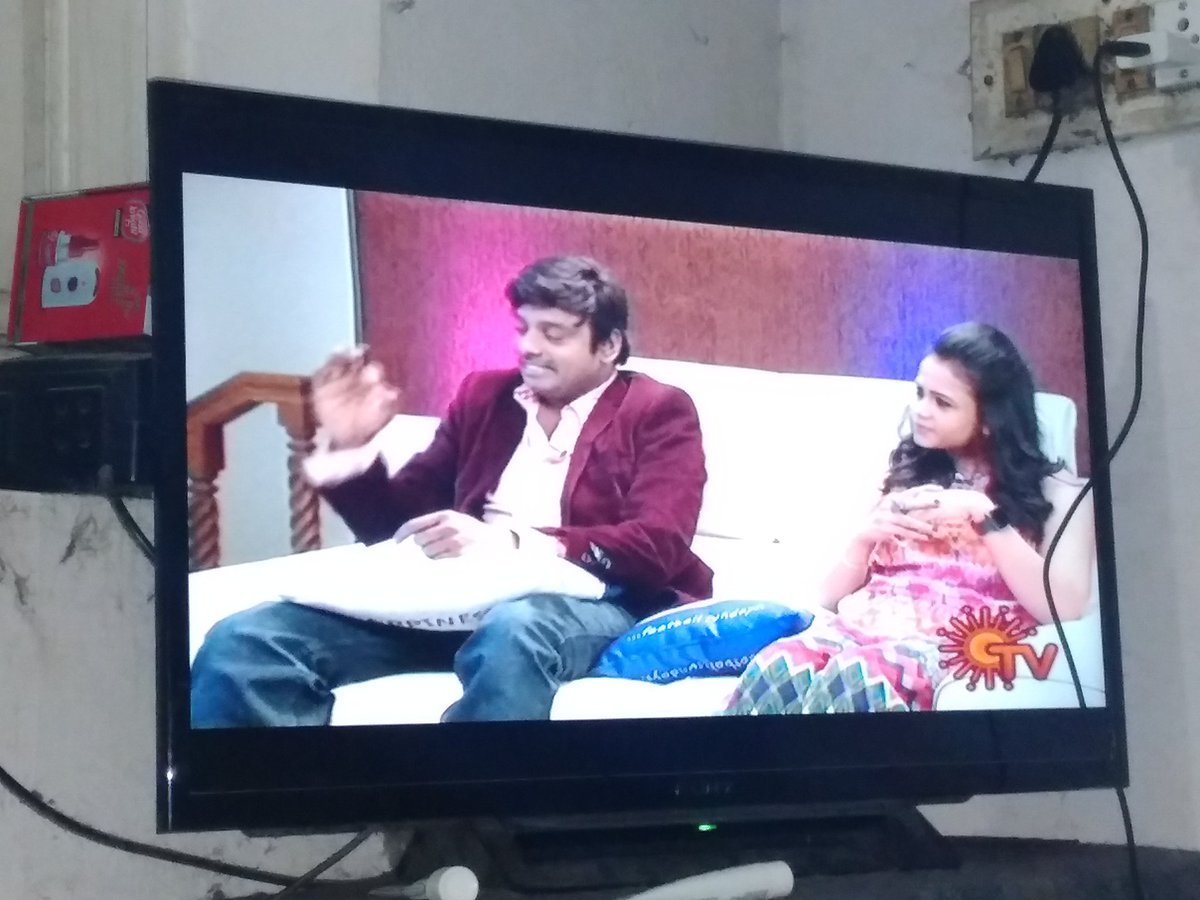 Manimadurai0505's tweet photo. One more Show #தர்மதுரை ஸ்பெஷல் சன் டிவி @Manivj07 இன்னுமழகு #Pinkyy https://t.co/yNLmf26lUW
