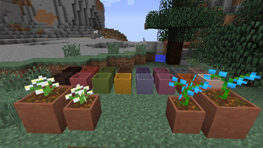 Minecraft News on Twitter: "As well as coloured flower pots, RETWEET if you  want different sized flower pots in #MCPE for bigger flowers?! :D  https://t.co/0GXzEj4Qcp" / Twitter