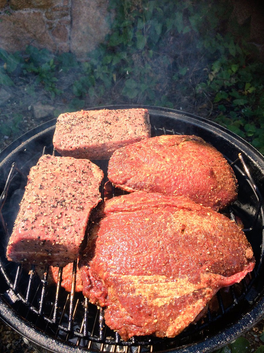 squared345's tweet photo. Cheeks and ribs #BBQ #smoke https://t.co/XkzI6FKqoD