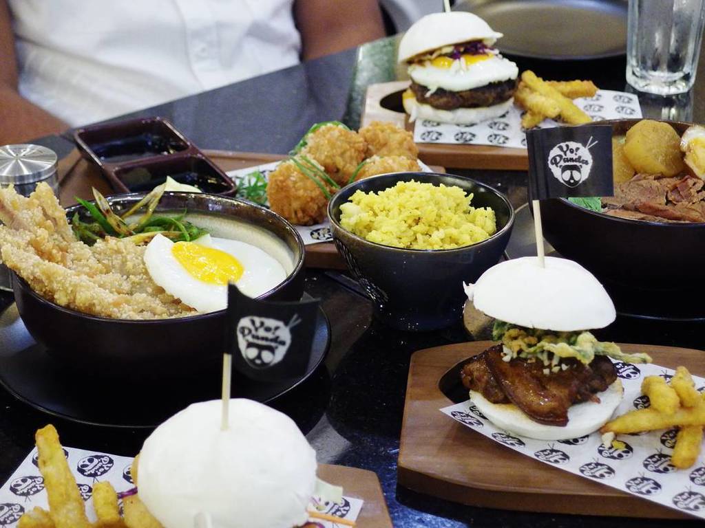 GourManila's tweet photo. Yesterday's #MegaFoodCrawl at SM Mega Mall started with a heavy servings of @YoPandaManila… https://t.co/HNzf33GWyq https://t.co/tSxOE4qgiV