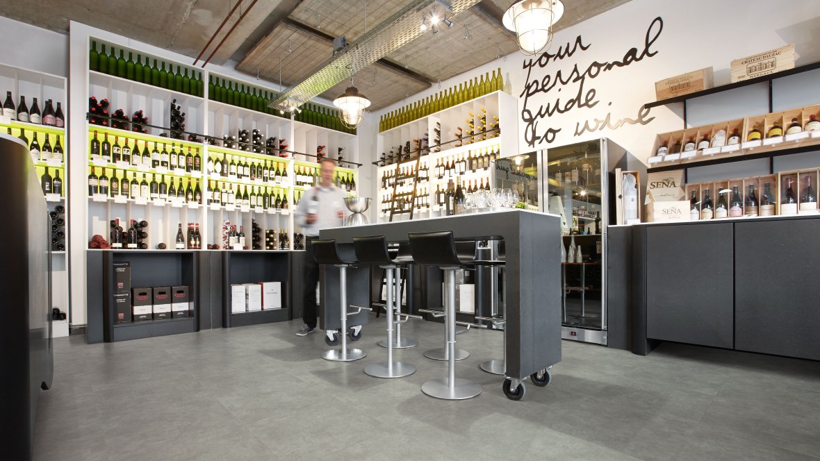 Need safety flooring but don’t want to compromise on aesthetics? Look no further: bit.ly/2ad7bhD