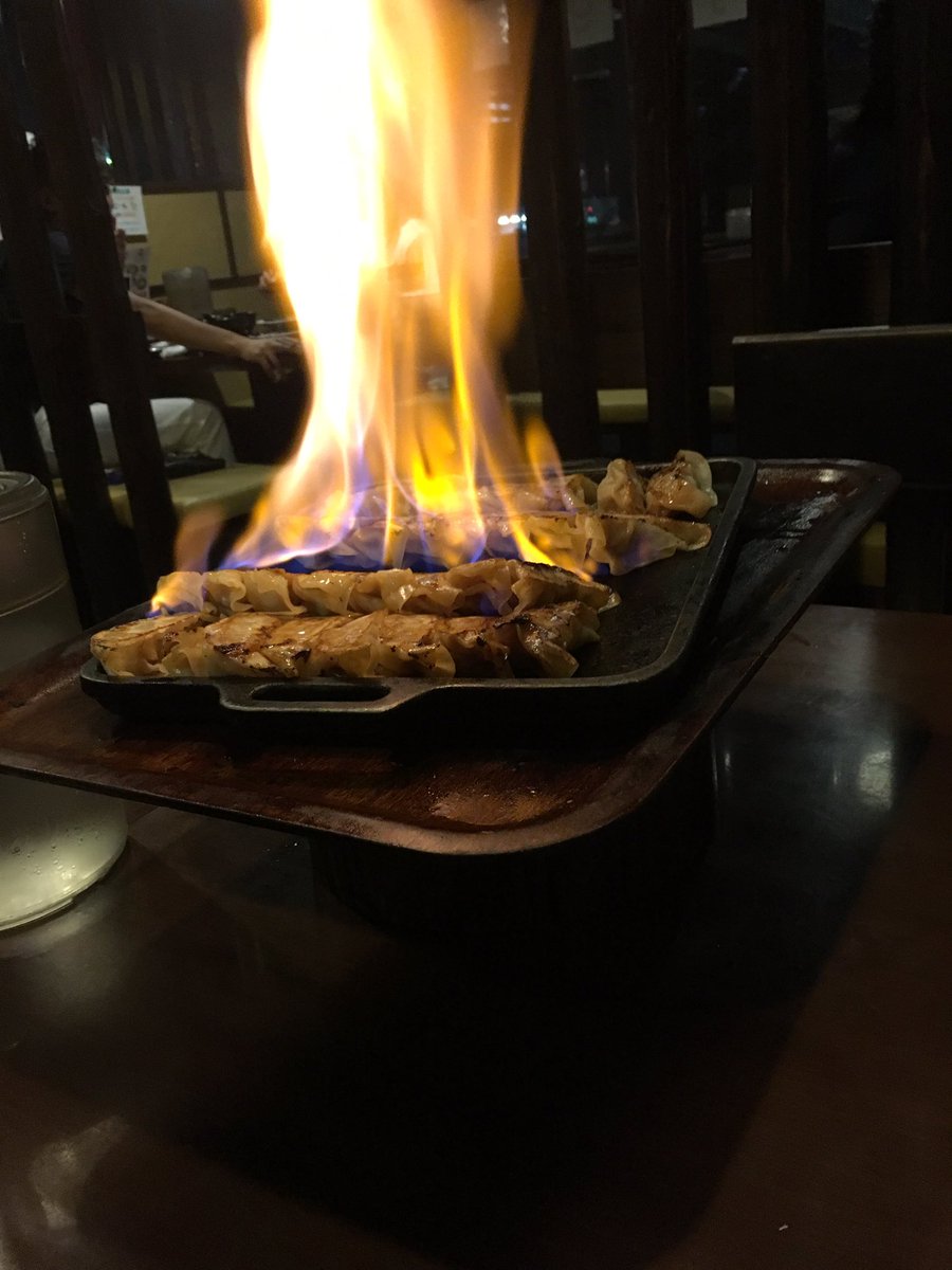 gry0924's tweet photo. 炎の餃子😋 https://t.co/P15XvYsSv0