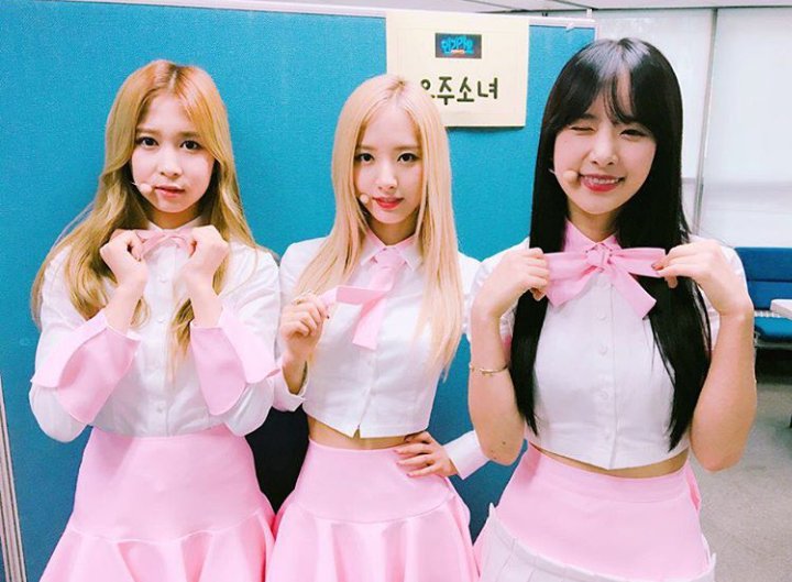 Cq81Tg_UEAA0jXC.jpg:large