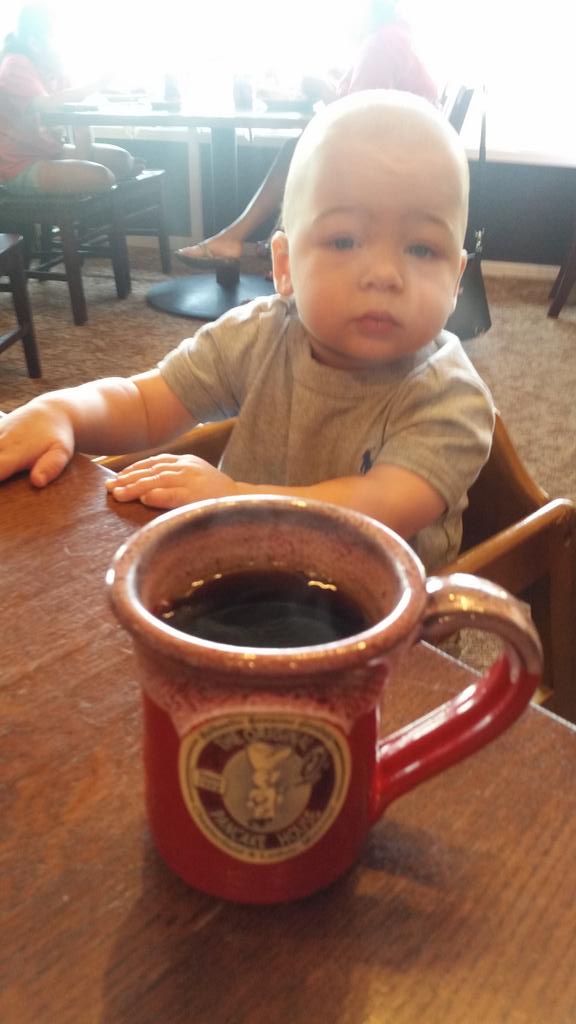 RyFryLIVE's tweet photo. Need coffee! @kelseyHINDS #LEO https://t.co/ZY1reh3G2W