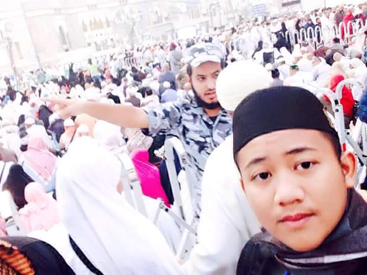 anwarida93's tweet photo. #aliffsyukriterlajaklaris
#meccah
#rindu https://t.co/DdWwdbPhU3