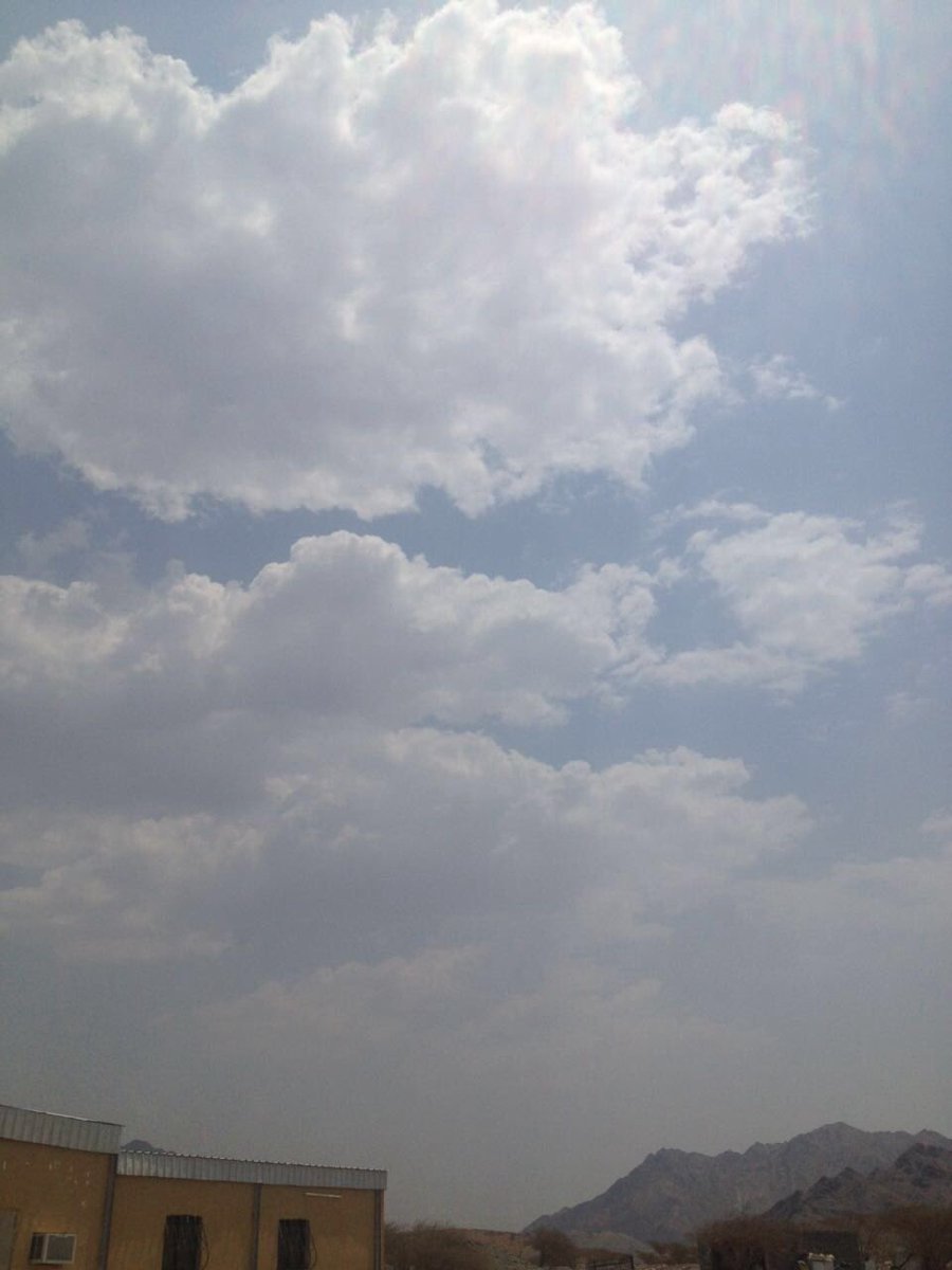 اجواء الهيم الان 
شرق #ينبع_النخل 
#اللهم_اغثنا 
#فريق_طقس_بدر 
عبدالرحيم الذبياني