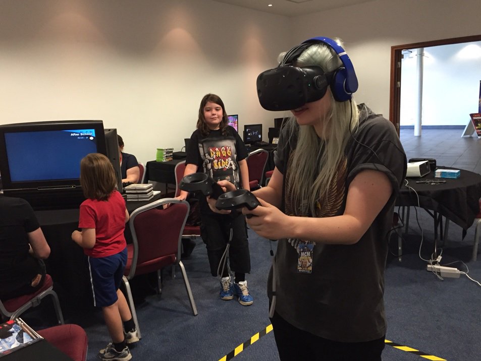 A taste of games old and new over in the #retro gaming area! #STRAT16 #strategy