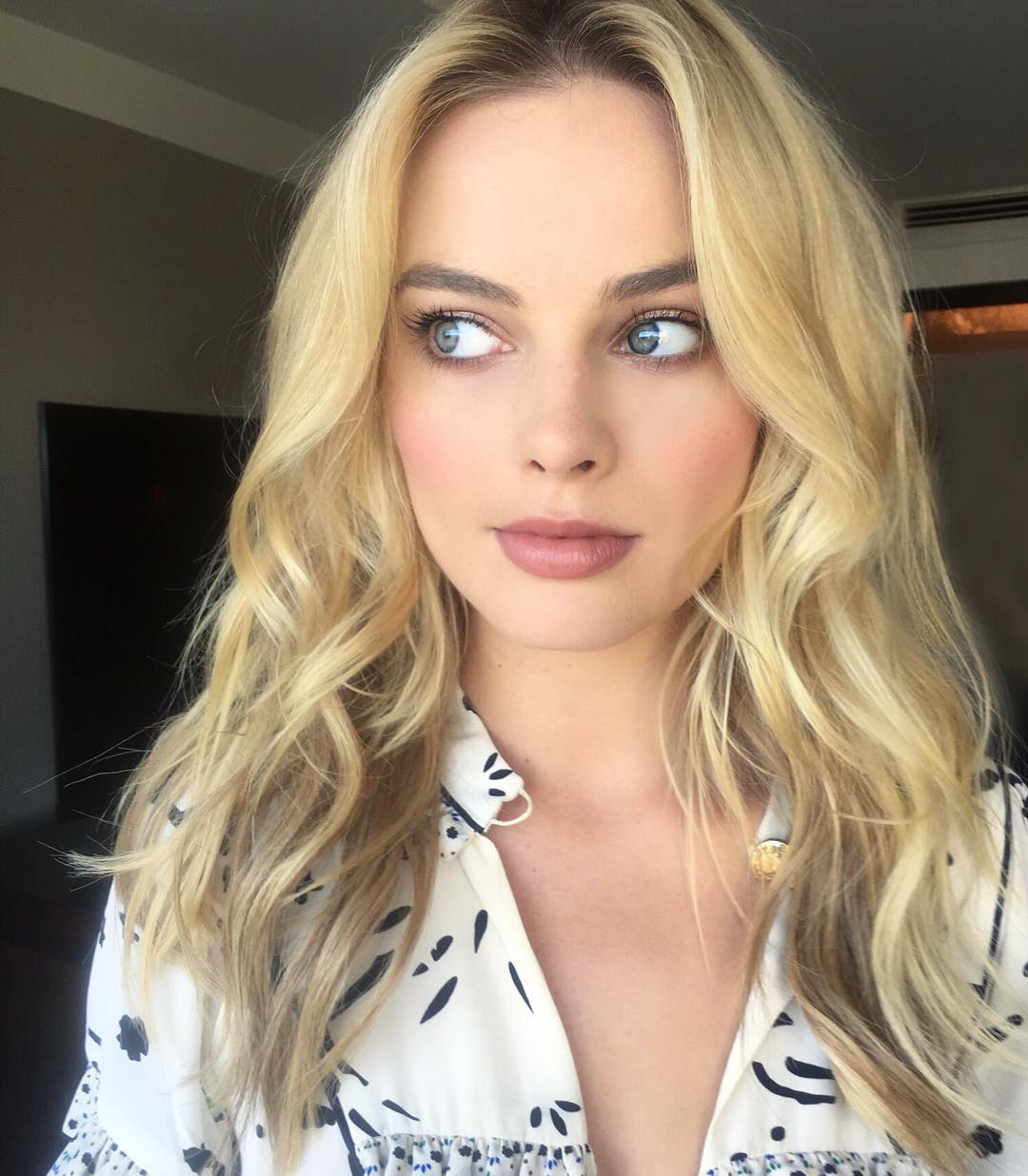 Margot Robbie France On Twitter Ajout Photos Personnelles De