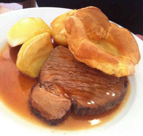 Sunday means roasts.
Ours are served with fresh seasonal
vegetables, buttered new potatoes &amp; crisp
roasted potatoes