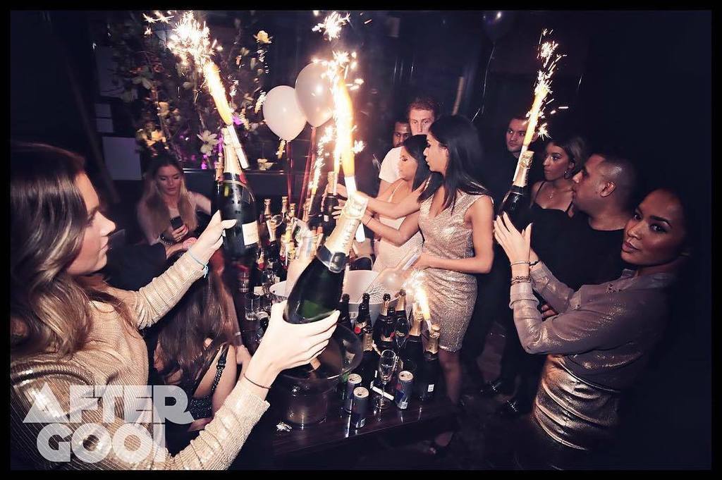 ▲FTERGOOI • 4 YEARS • REX🎈
Aftergooi is jarig en dat gaan we vanavond vieren tijdens een "… ift.tt/2bqZlHL