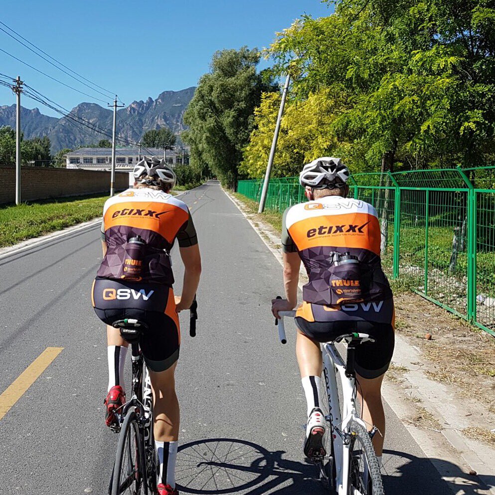 Enjoying the afternoon sun along the back roads of Yanqing with top renner, <a href="/seanmdunlea/">Sean Dunlea</a>. #Beijing #China #CX