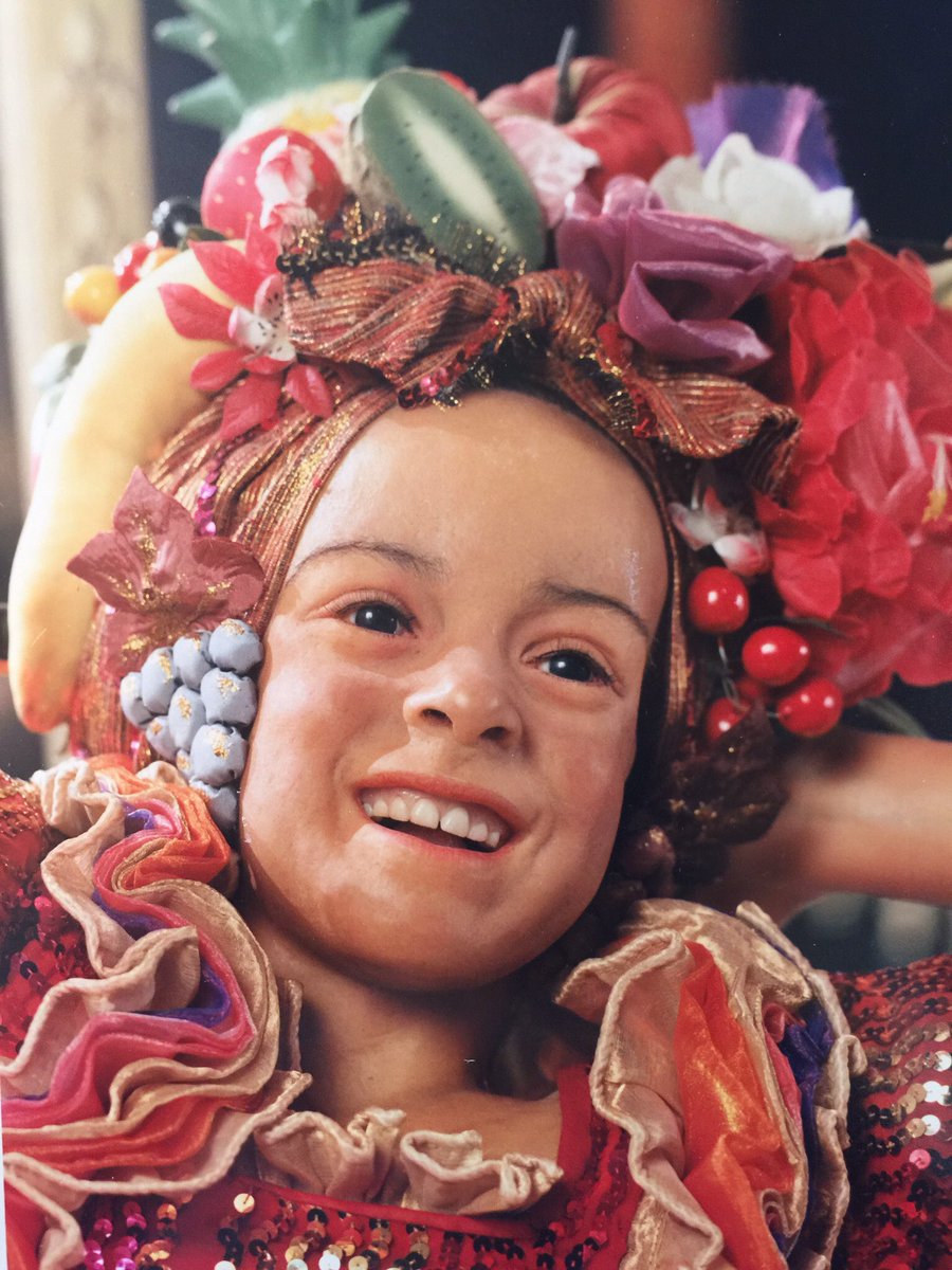 SF_Chandler's tweet image. In 1990, I posed for London Madame Tussaud's "Carnival Girl" here are some newly-found and unseen pictures...