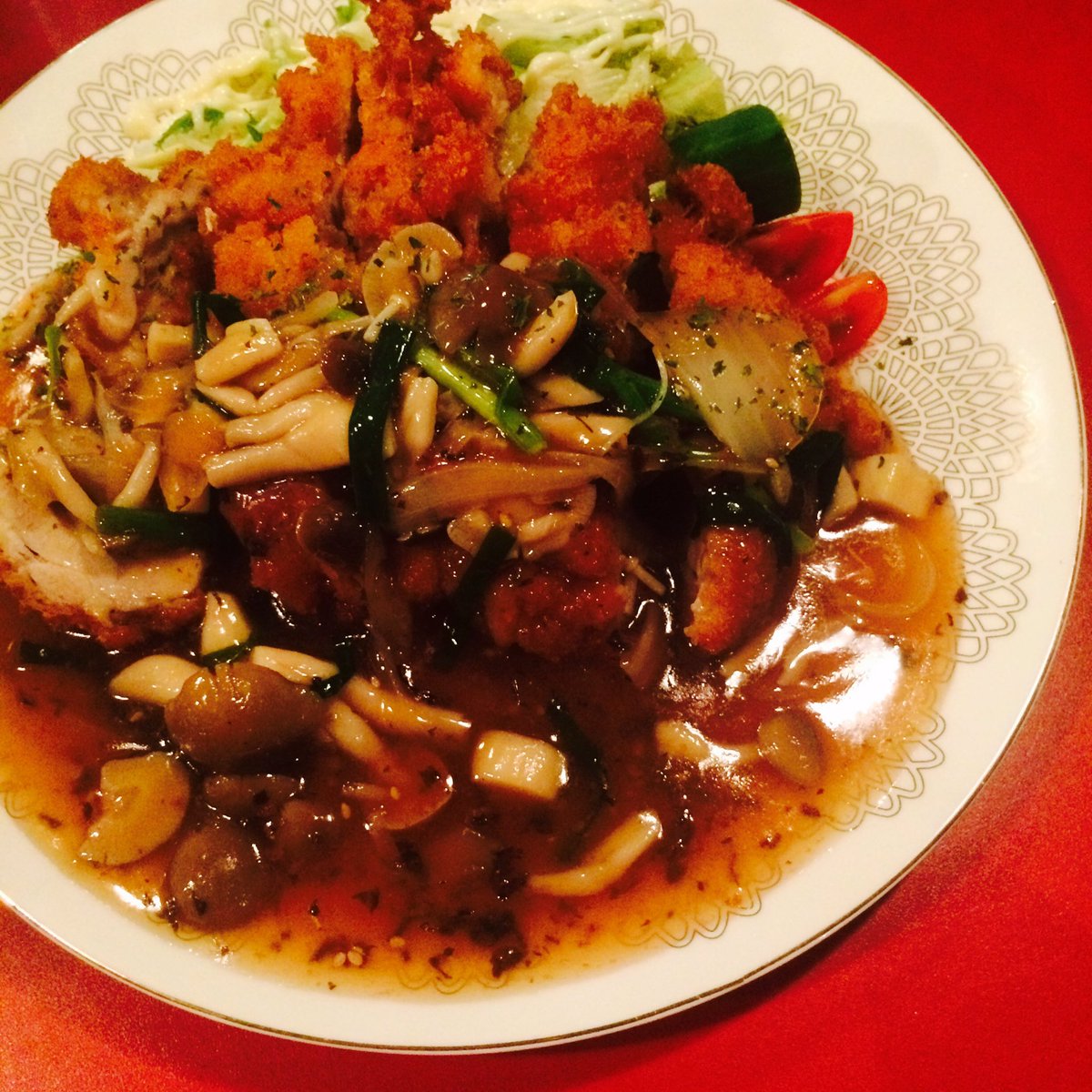 mayuu_hane's tweet photo. 久しぶりのアッパー飯うまいー
梅味のあんかけのチキンカツ！
うまいー
ここゎ落ち着きますねぇ
来週誕生日やけん何回か外でよーっと
#uppergarden https://t.co/qJr2IETwKq