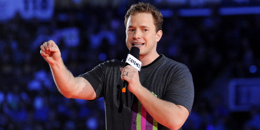 He’s back! <a href="/weday/">WE</a> &amp; <a href="/metowe/">ME to WE</a> founder, Marc Kielburger, will return to #OYW to discuss engaging the next gen. #WEDay