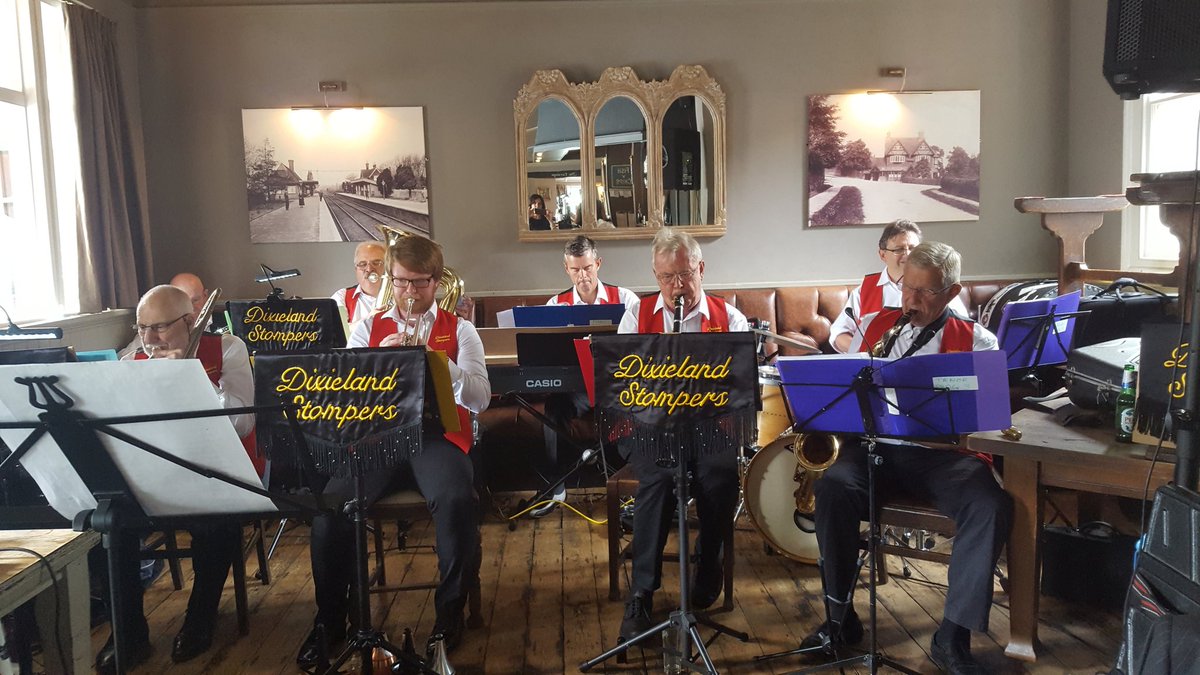 the station pub tweet media