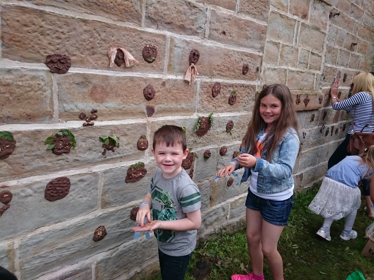 Djthis76's tweet image. @burnleyfest #towpathexplorers