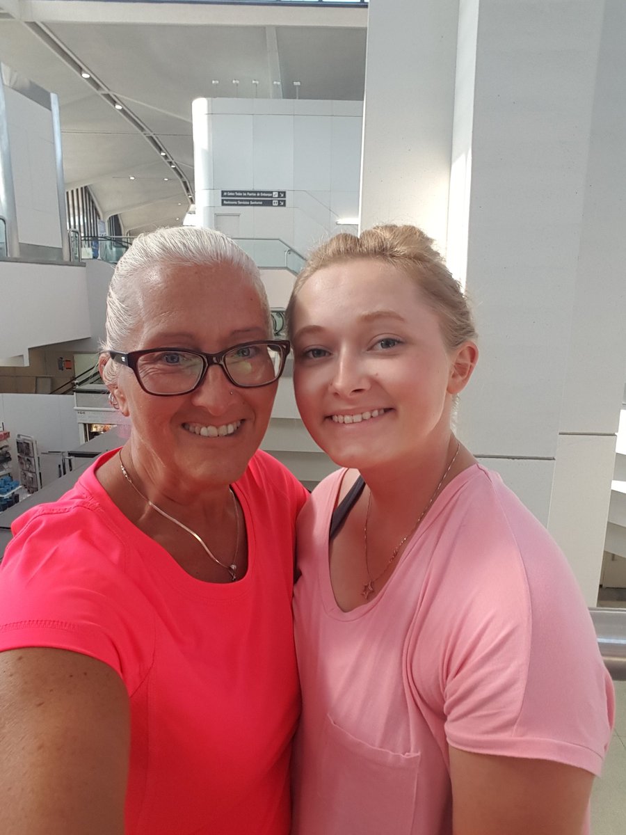 nea1968's tweet image. Me and my baby..missing her