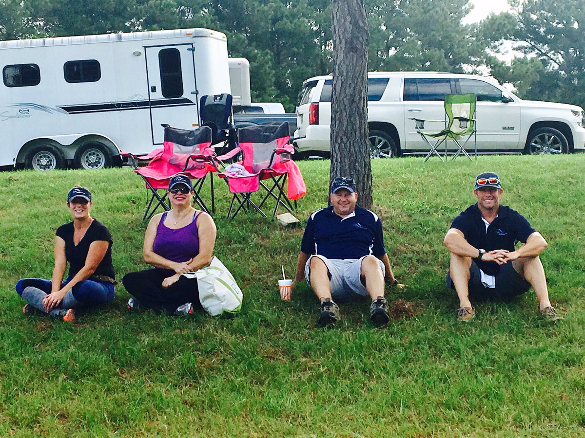 GrandviewFarms5's tweet photo. Faithful fans!! #grandviewfarms #hunterjumper #cypresstx https://t.co/O77D7NVUh9