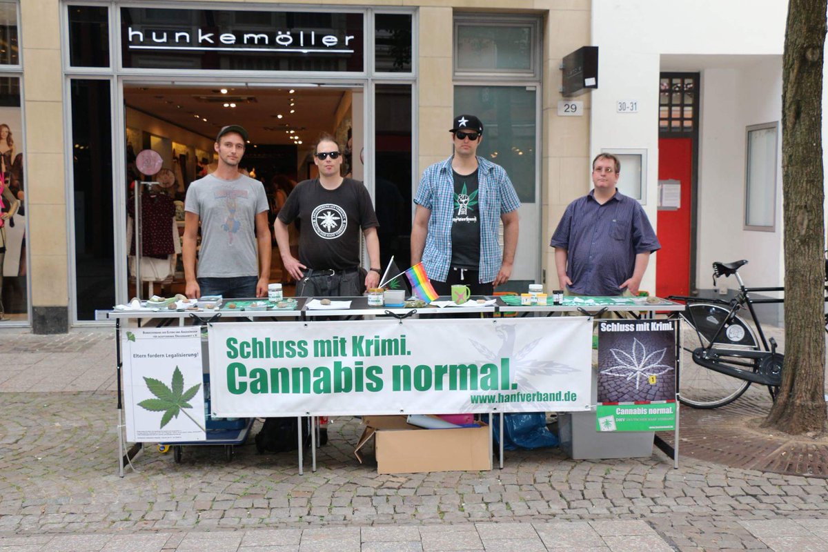 #DHV-Infostand in #Münster am 27.08.2016

#DeutscherHanfverband #HanffreundeMünster #HanffreundeRheine #Legalizeit