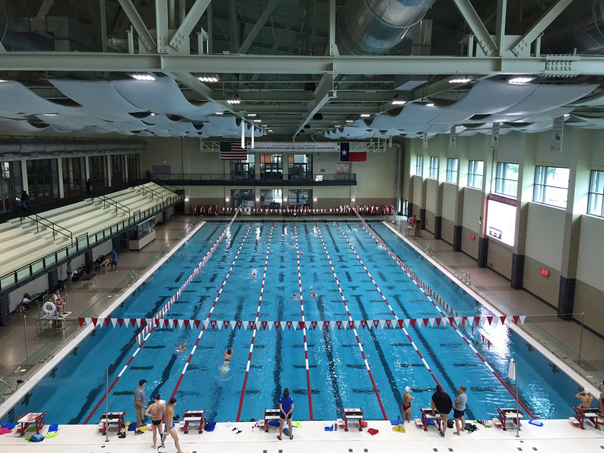 bbratta81's tweet photo. Sunday morning view from the 10 m perch. @UHouston @USParalympics. #gettingreadyforrio https://t.co/31mrBr7uHB