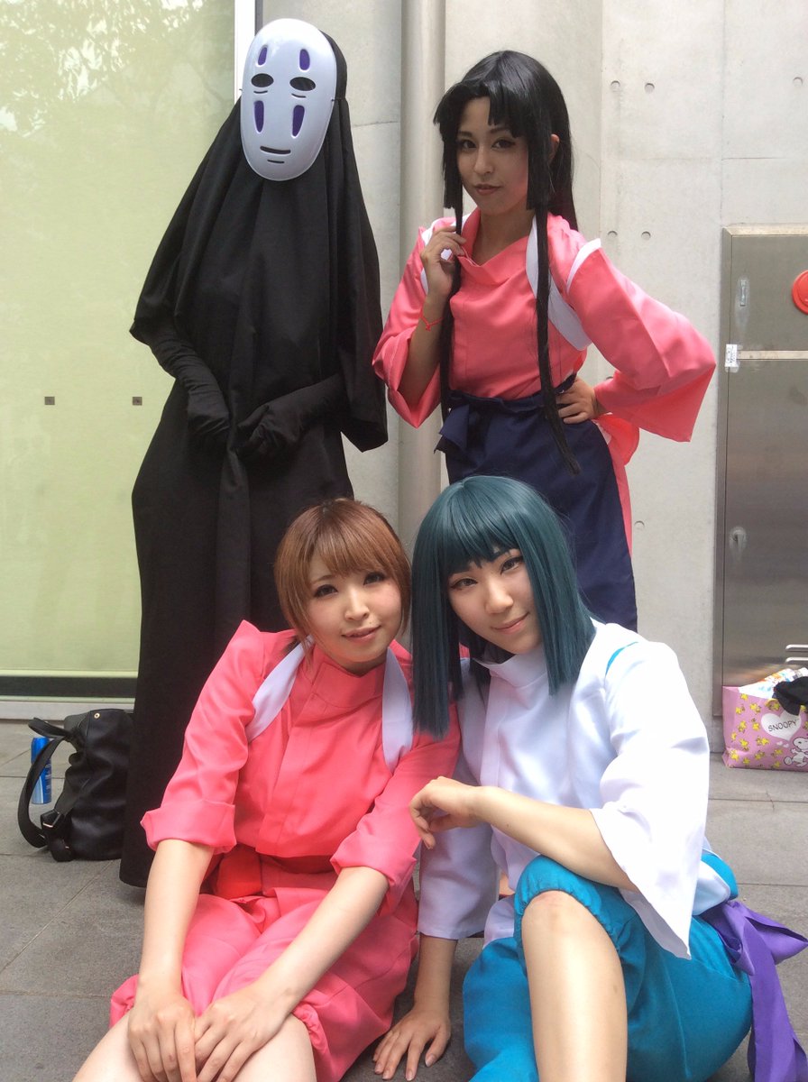 トルス C90 C90コスプレ 千と千尋の神隠し カオナシ リン 荻野 千尋 おぎの ちひろ 千 せん ハク 四人で集まってるなんて撮るしかないですよね 三枚目 この後ろ姿は