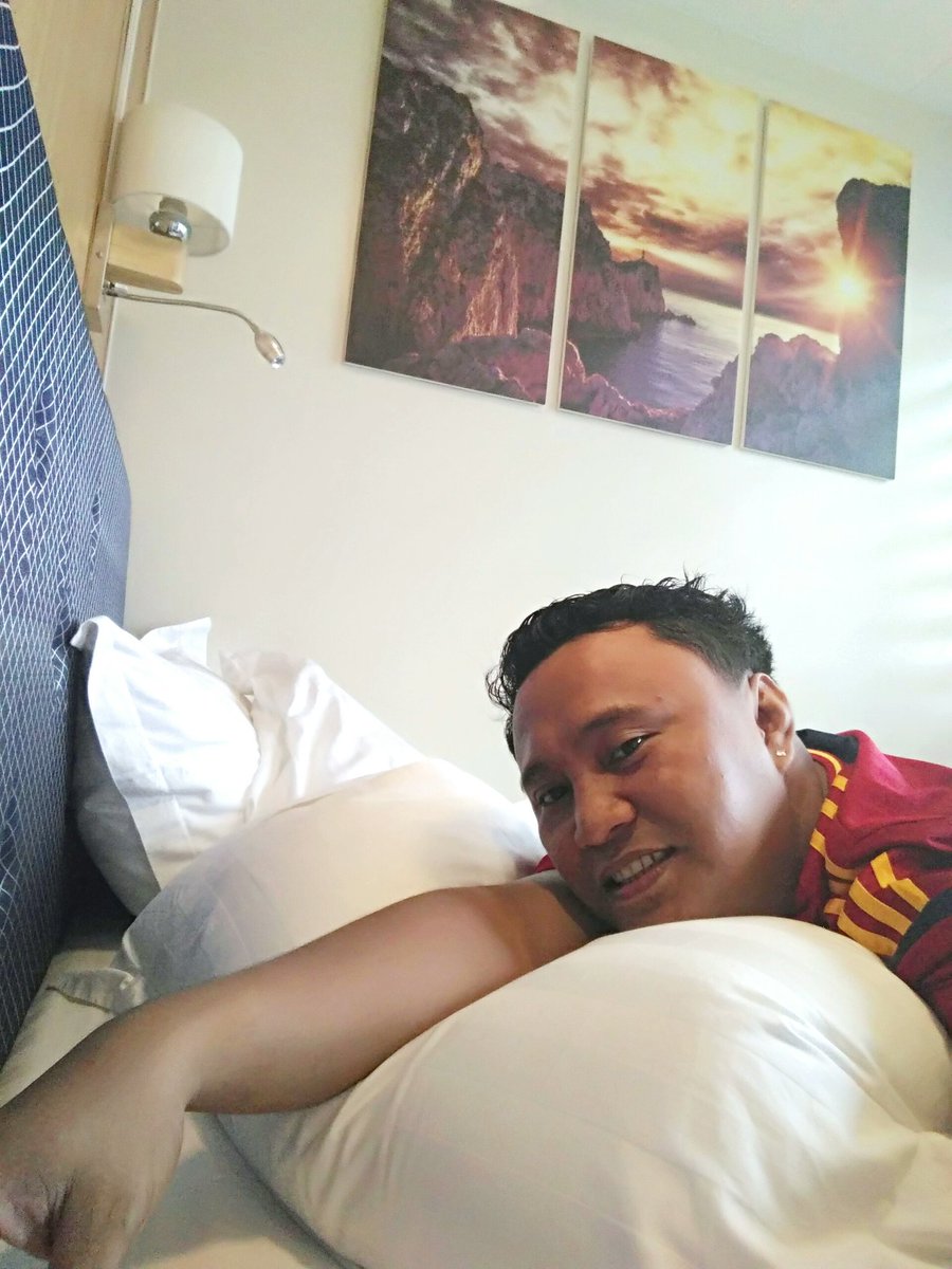 acepalatan's tweet image. Chillax chillax pag my time 😎😉🤔
#ShellResidences