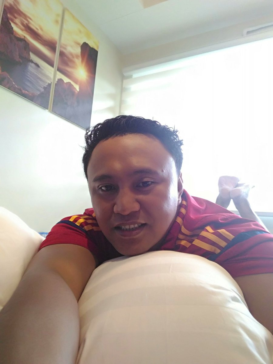 acepalatan's tweet image. Chillax chillax pag my time 😎😉🤔
#ShellResidences