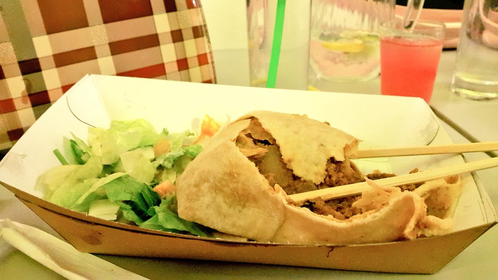 MSDLIGHTS's tweet image. Thanks to @NuDawnLDN for having us....never a dull moment and yummy chicken roti wrap 💚💛❤