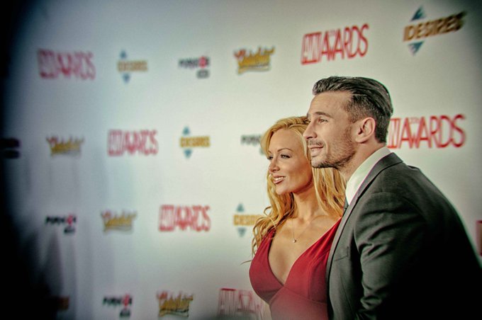 Awwwwe RT @Franklin_photog: @Kayden_Kross &amp; @manuelferrara @avnawards red carpet 2016. https://t.co/<a class="tags" target="_blank" title="On Twitter" href="/?out=eyJ0eXAiOiJKV1QiLCJhbGciOiJIUzUxMiJ9.eyJpYXQiOjE3MTk5ODcwMDAsImlzcyI6InR3cG9ybnN0YXJzLmNvbSIsIm5iZiI6MTcxOTk4NzAwMCwiZXhwIjoxNzUxNTIzMDAwLCJyZWRpcmVjdF91cmwiOiJodHRwczovL3R3aXR0ZXIuY29tL0ZyYW5rbGluX3Bob3RvZyJ9.utkrBFTn4JvHCqeEZ5M5ljGTiHAq7TM68KrY9M7kR987BjvZttCuMl4j03CGUERAOfANiFIE_sMpHUZJ1opFiw">@Franklin_photog</a><a class="tags" href="/tag/kayden_kross">@kayden_kross</a><a class="tags" href="/tag/manuelferrara">@manuelferrara</a><a href="/tag/fleshlightgirls"class="tags"><span>#fleshlightgirls</span></a>