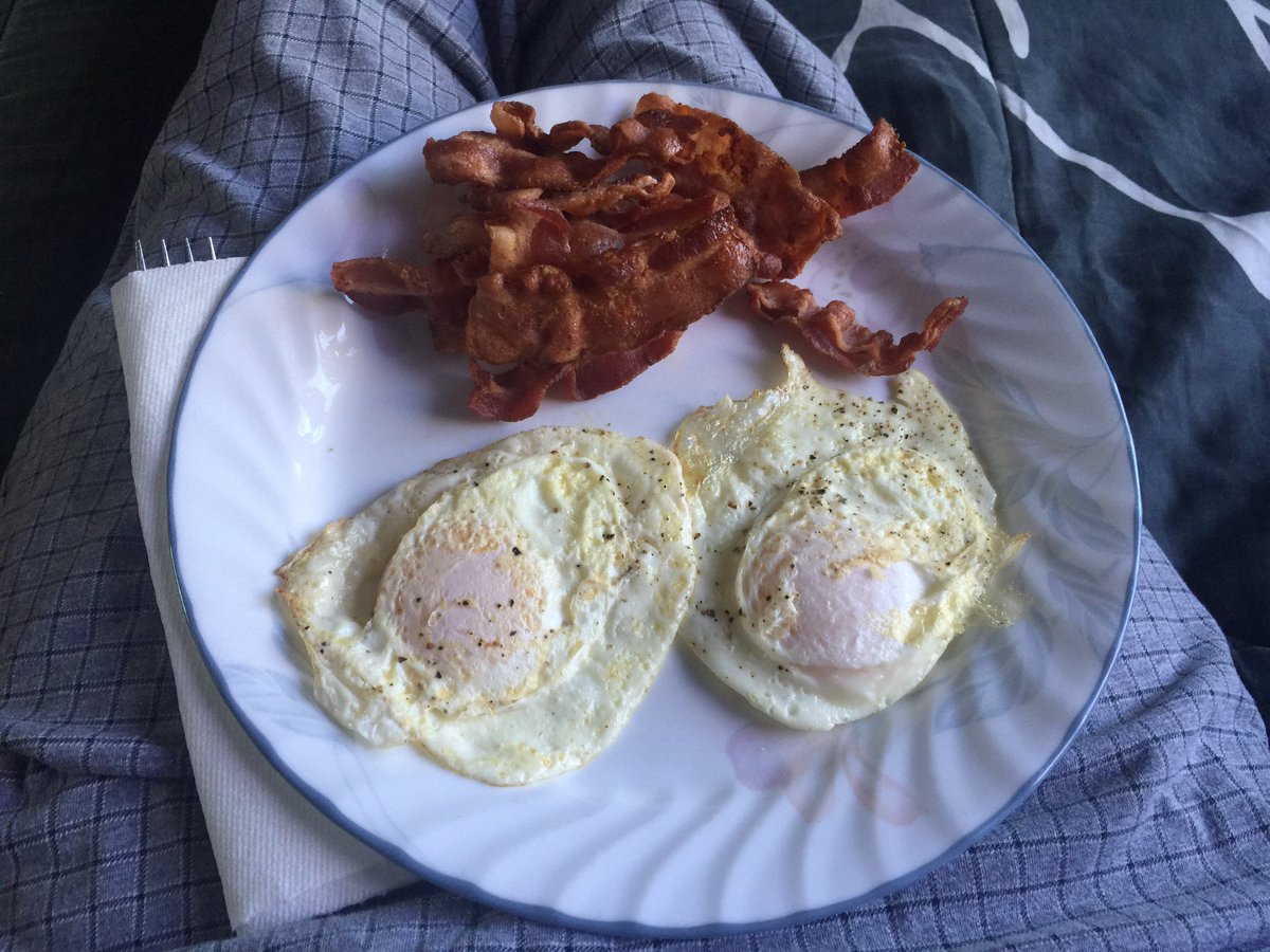 fit_emm_'s tweet photo. My favorite #5shift breakfast! #liveclean #altshift #fitness #healthyeating #eathealthy https://t.co/n4Kqkgr1xT