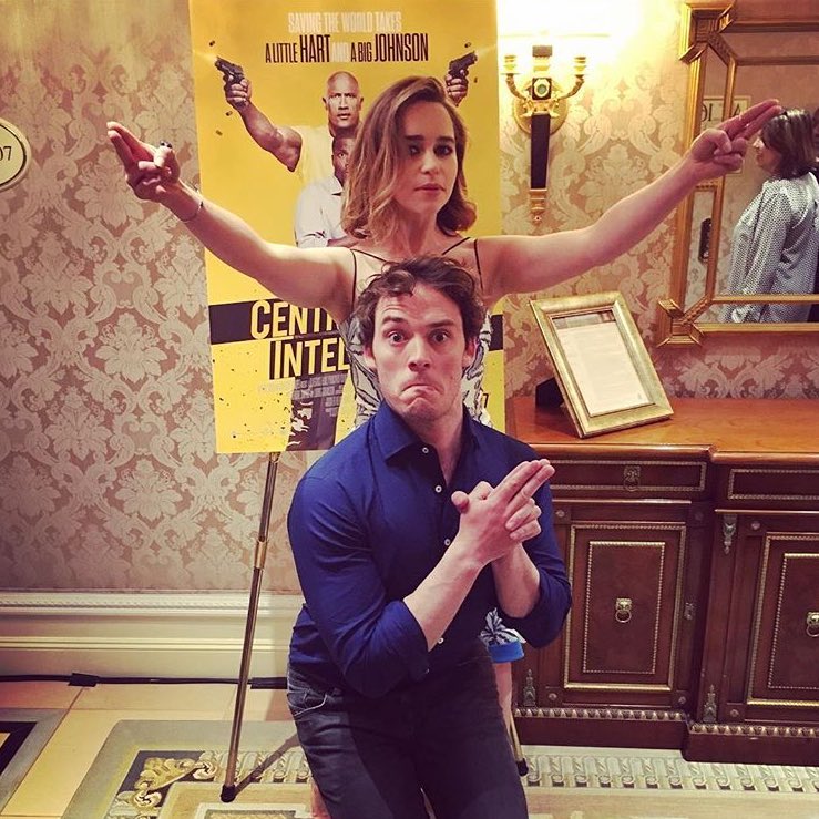 badpostemilia's tweet image. emilia clarke and sam claflin are the cutest
