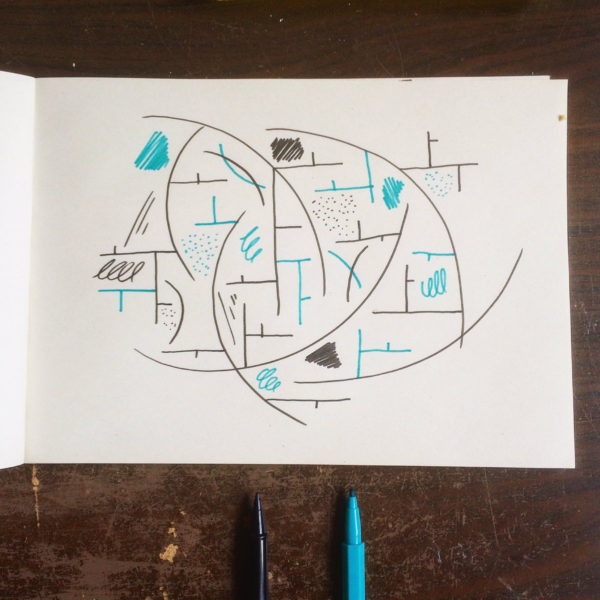 Denis_Carrier's tweet photo. Abstract Sunday...
#labo #drawing #studiofolk https://t.co/953EI1ryaP