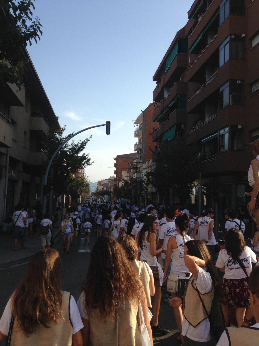 ChomboTaka's tweet photo. Vinga que això encara no ha acabat!!! #enformaperlatercera #estemfenthistoria #fmbib2016 #3lancs #takamola https://t.co/GOic660LgX