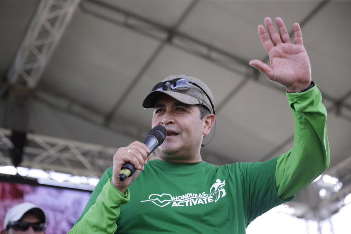 Juan Orlando Hernández tweet media