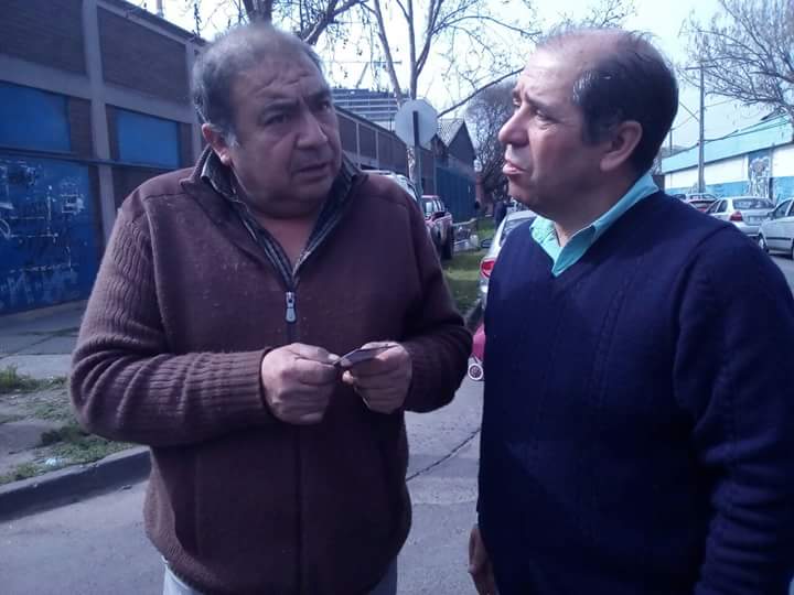 MOCICHCHILE's tweet photo. Nuestro candidato a concejal x Quinta Normal  @Jorgefrancor junto a su gente #PorEsoVoy @PRSDChile @SenadorGuillier https://t.co/yfvaA2APJK