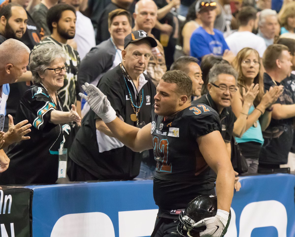 ArizonaRattlers's tweet photo. The Rattlers want to thank all our fans who supported us through the entire 2016 season! Together, we #StrikeAsOne https://t.co/LWD7TK727J