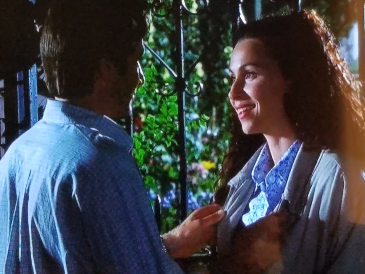 DJLisaFoxx's tweet photo. Cutest movie EVER u two ;) @davidduchovny @driverminnie #Return2Me Happy Sunday ;) https://t.co/MJl2U1dWBb