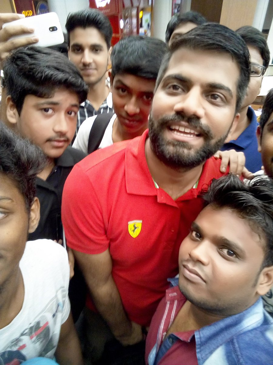 sssonu14362's tweet photo. #GTSMeetupMumbai https://t.co/q3Gzb1tZ5b