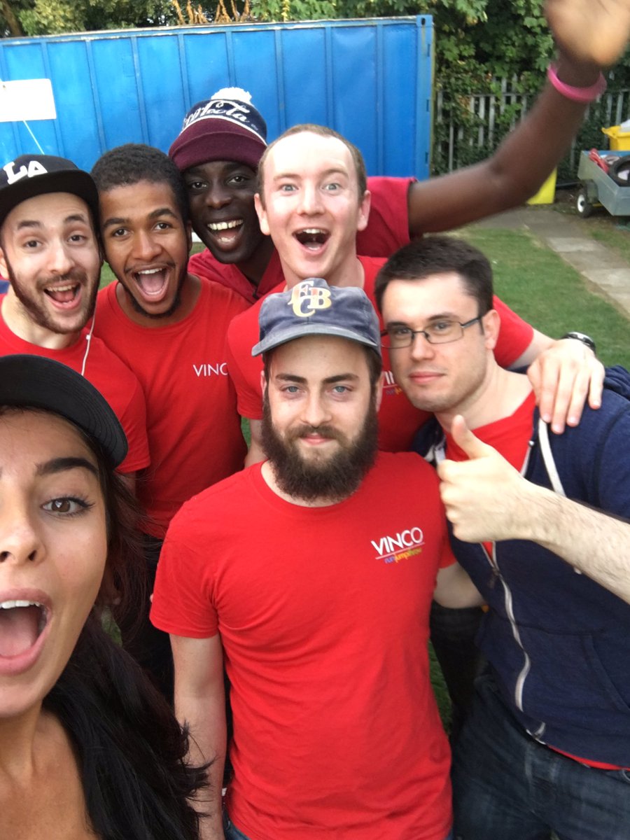 VincoSport's tweet image. Vinco squad out ✌🏽️✌🏽✌🏽 thanks for a fab weekend of athletics y'all 🏃🏽☔️🖥🎥🎙