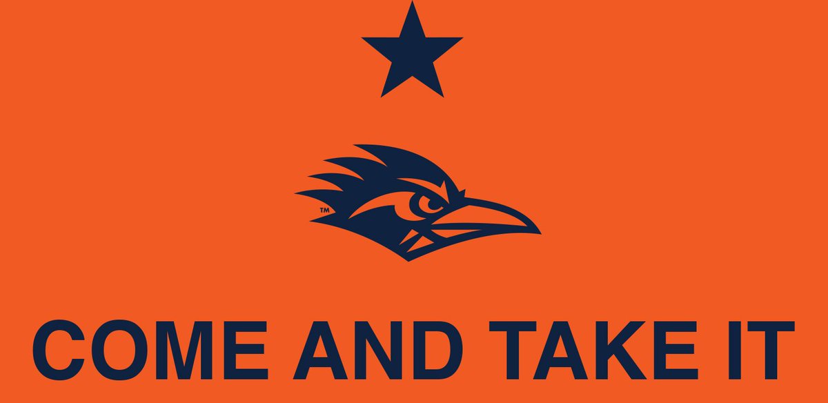 UTSAFTBL's tweet photo. A new 4th quarter tradition.
https://t.co/eJU9d8iXj7
 #AllHandsOnDeck #birdsup #UTSA https://t.co/o5rbvLILzK